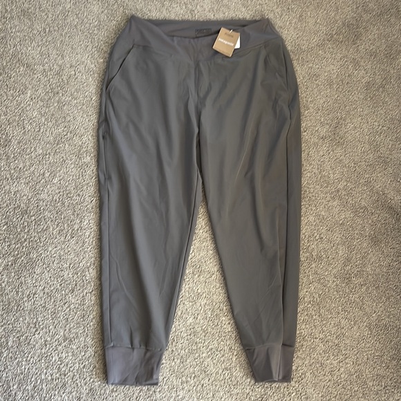 Patagonia Women's Happy Hike Studio Pants noble gray size L, NWT - Picture 8 of 9